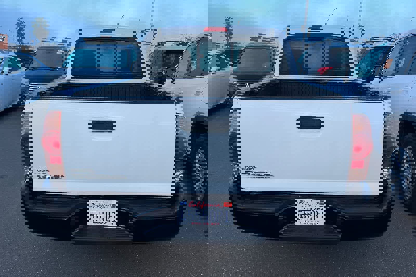 Used 2014 Toyota Tacoma 2WD Reg Cab I4 AT image 5