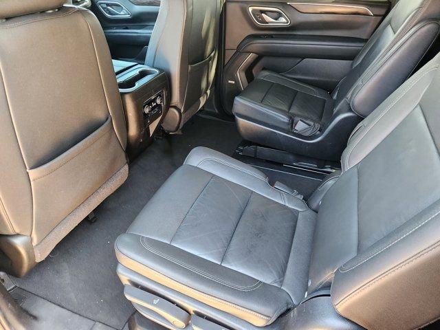 Used 2021 Chevrolet Suburban Z71 image 32