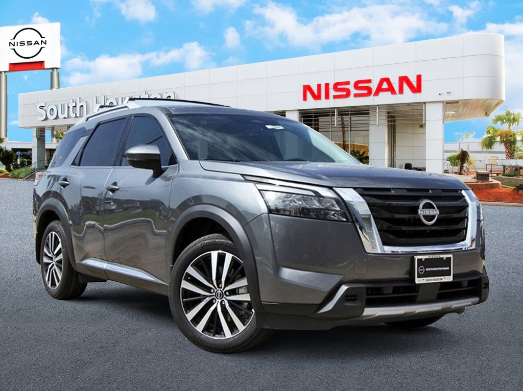 New 2025 Nissan Pathfinder Platinum w/ Cargo Package