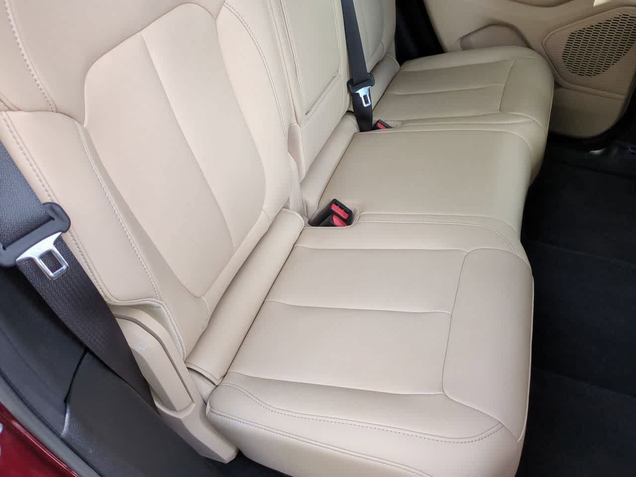 Used 2025 Jeep Grand Cherokee Limited RWD image 21