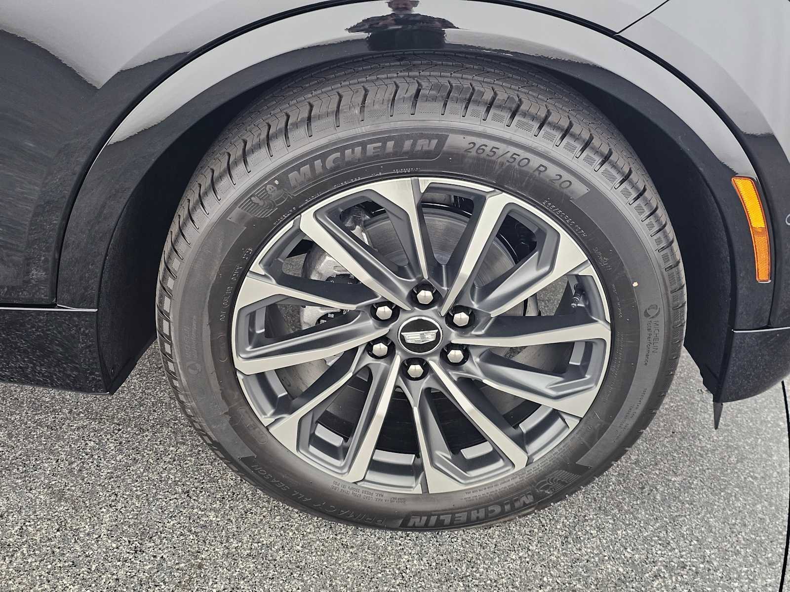 New 2026 Cadillac Lyriq Sport image 9