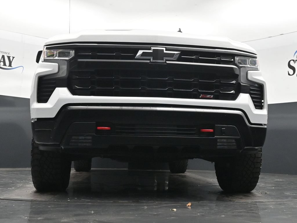 Used 2024 Chevrolet Silverado 1500 LT Trail Boss w/ Convenience Package II AWD/4WD image 27