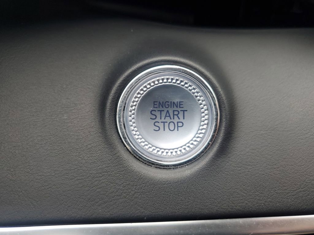 Used 2022 Genesis GV70 2.5T w/ Select Package image 34