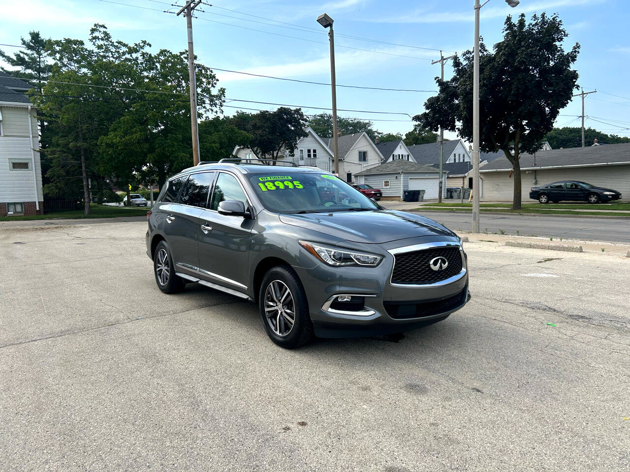 Used 2019 INFINITI QX60 Luxe w/ Essential Package