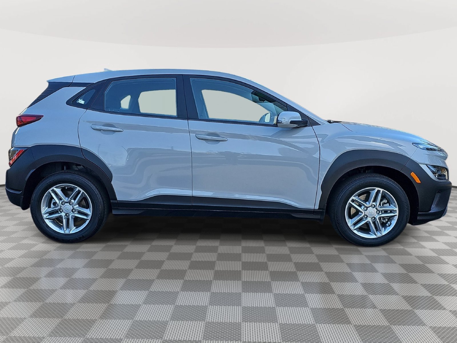 Used 2023 Hyundai Kona SE AWD/4WD image 4