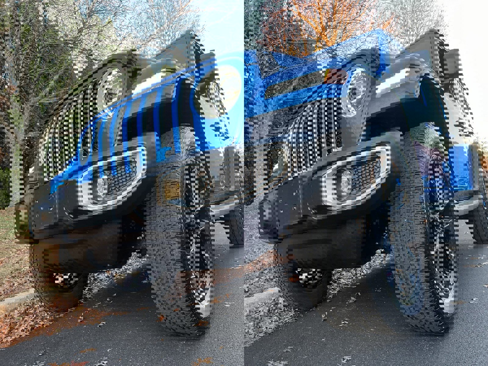 Used 2022 Jeep Wrangler Unlimited Sahara w/ Cold Weather Group image 59