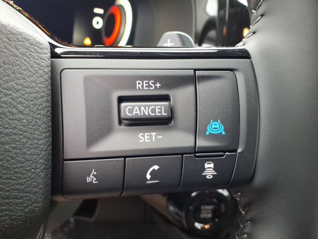 New 2026 Nissan Pathfinder SL image 21