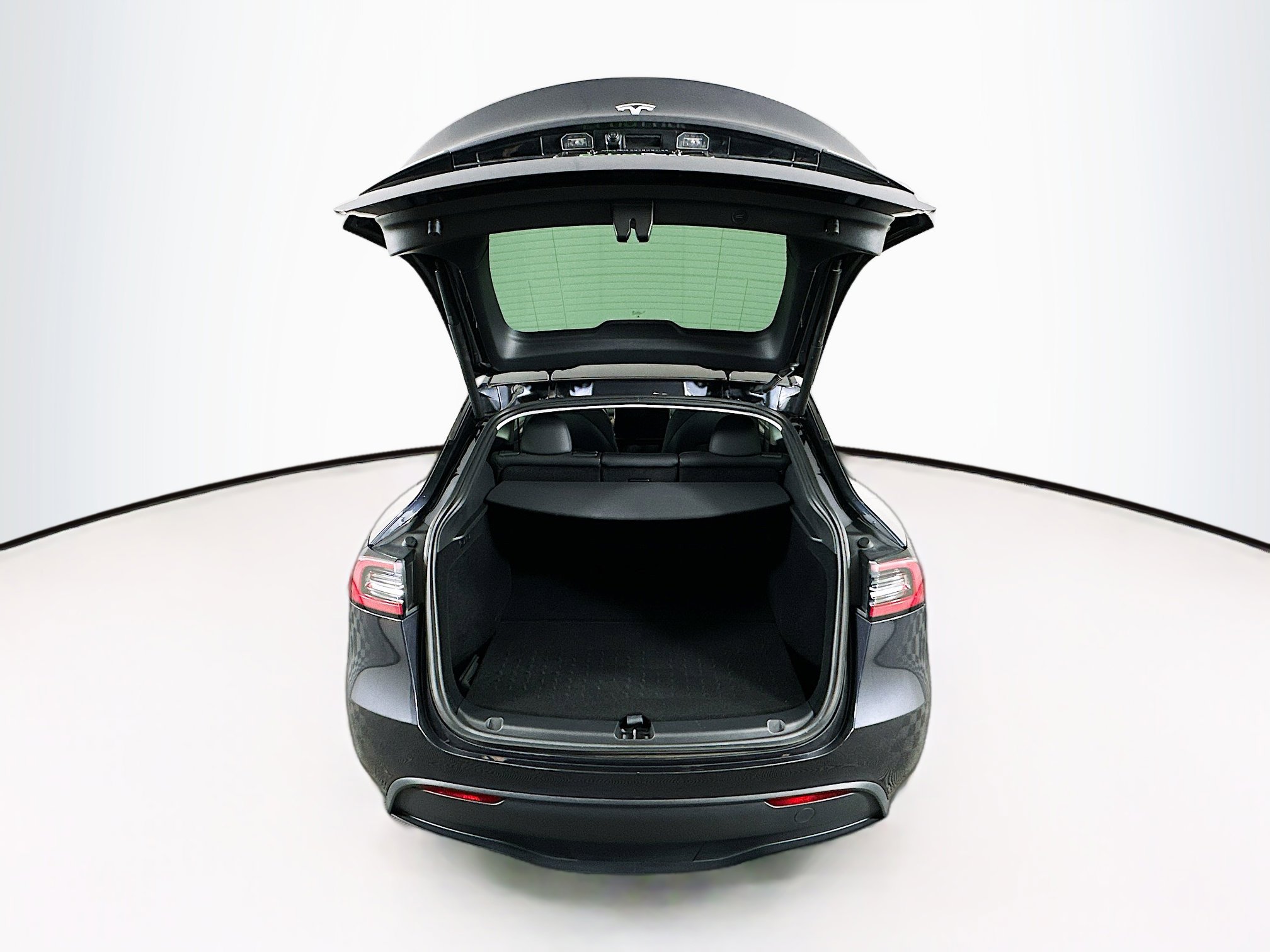 Used 2024 Tesla Model Y Long Range image 27