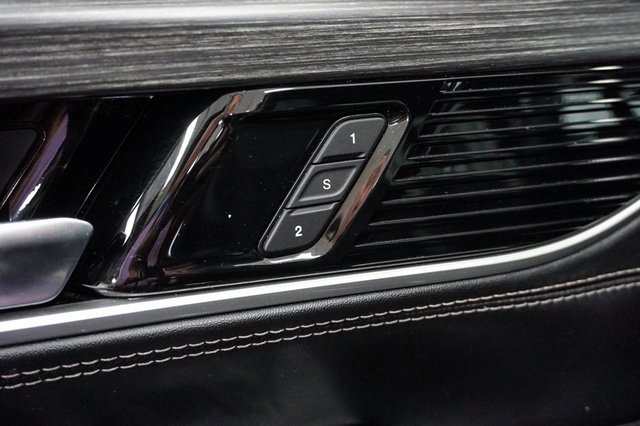 Used 2023 Jeep Wagoneer Series II image 14