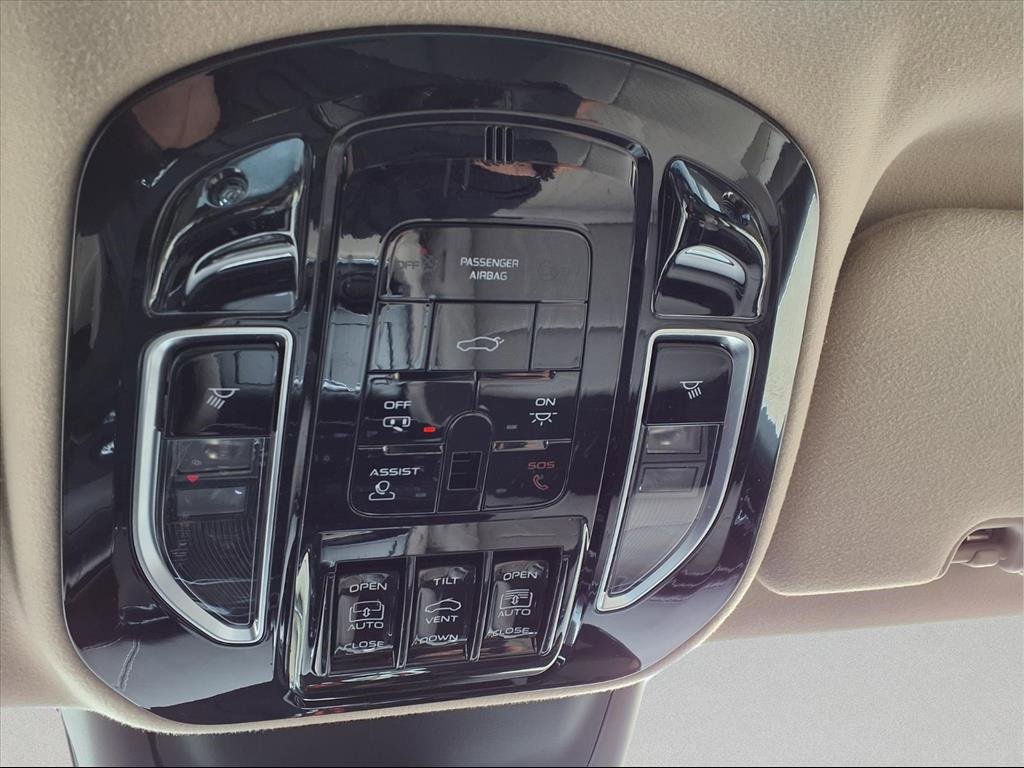 Used 2023 Maserati Grecale GT image 25