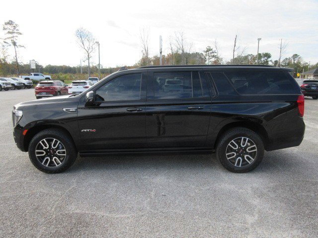 Used 2023 GMC Yukon XL AT4 w/ AT4 Premium Package image 8