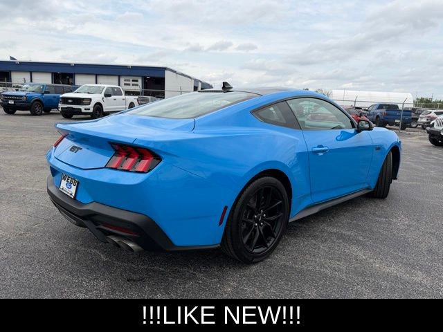 Used 2025 Ford Mustang GT Premium RWD image 9