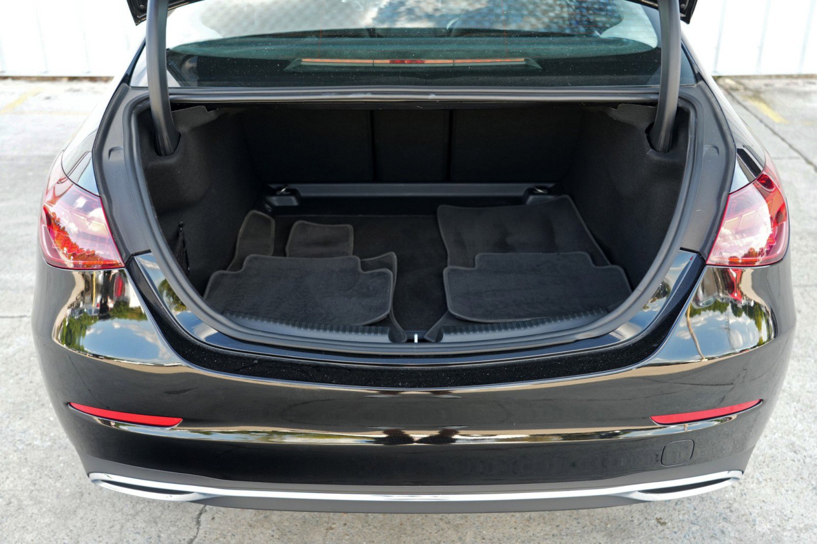 Used 2022 Mercedes-Benz C 300 Sedan image 9