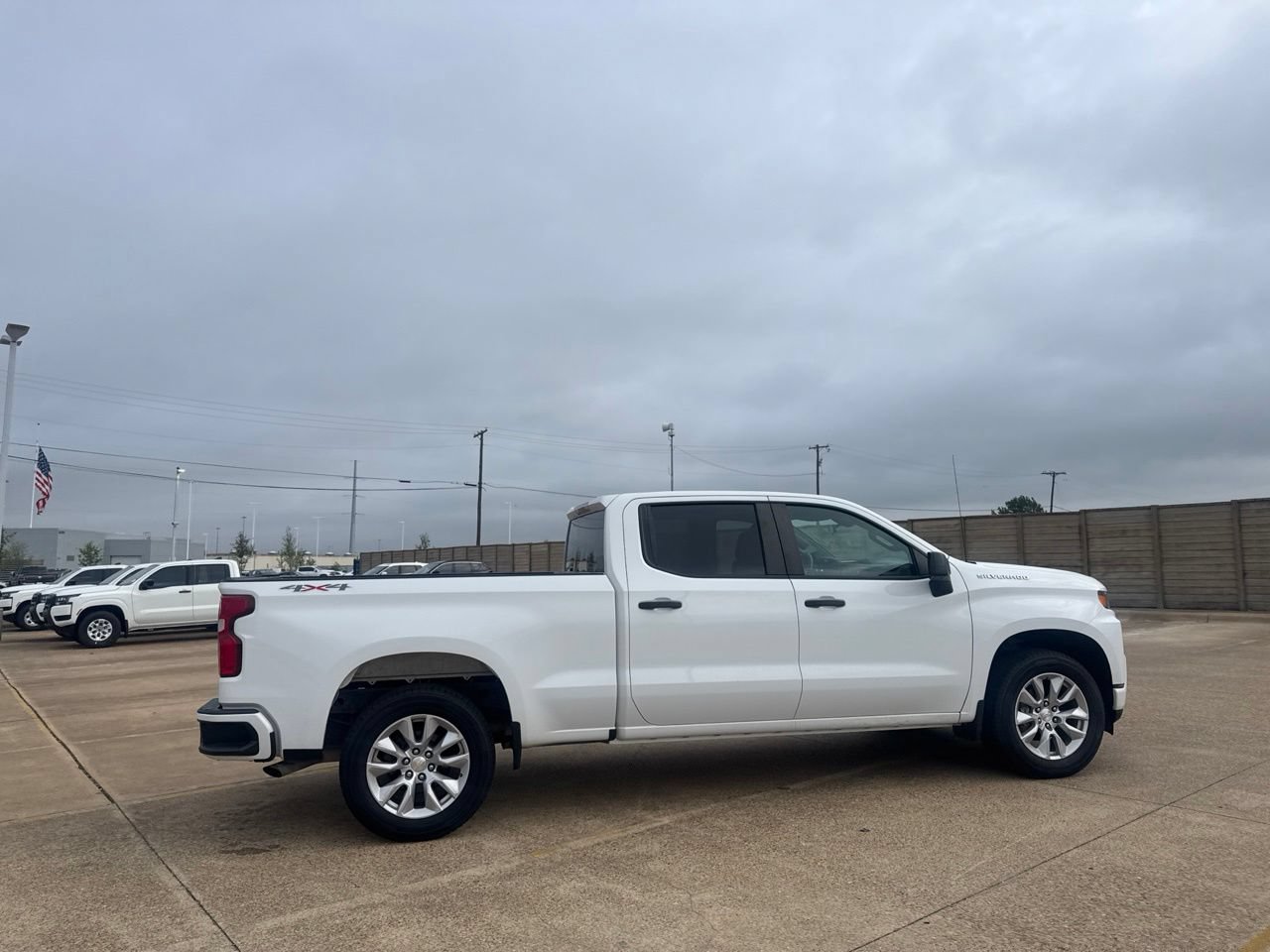 Used 2022 Chevrolet Silverado 1500 Custom AWD/4WD image 24