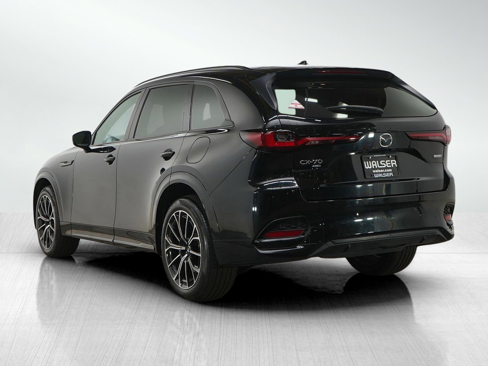 Certified 2025 MAZDA CX-70 3.3 Turbo S w/ Premium Package AWD/4WD image 3