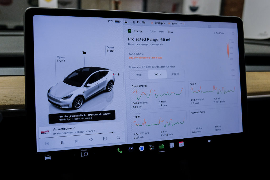 Used 2023 Tesla Model Y Long Range AWD/4WD image 35