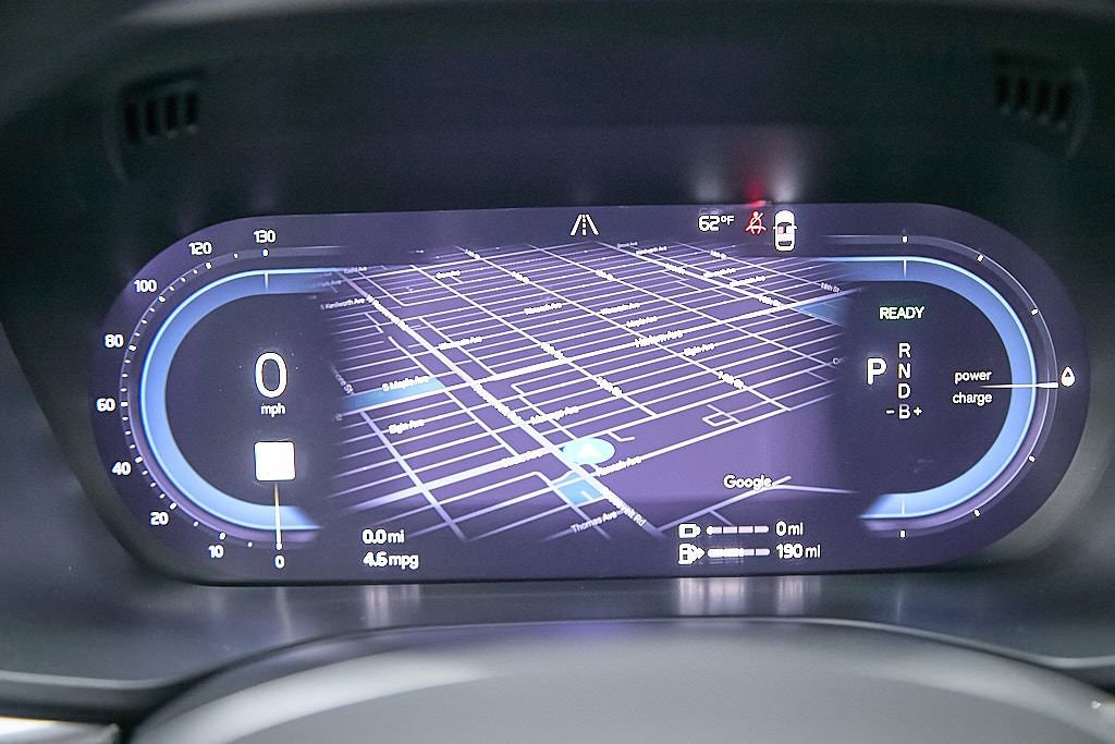 Certified 2024 Volvo XC60 T8 Ultimate image 11