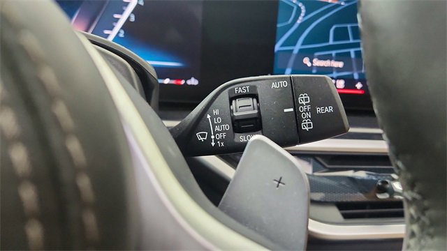 Used 2025 BMW X5 sDrive40i w/ M Sport Package image 46