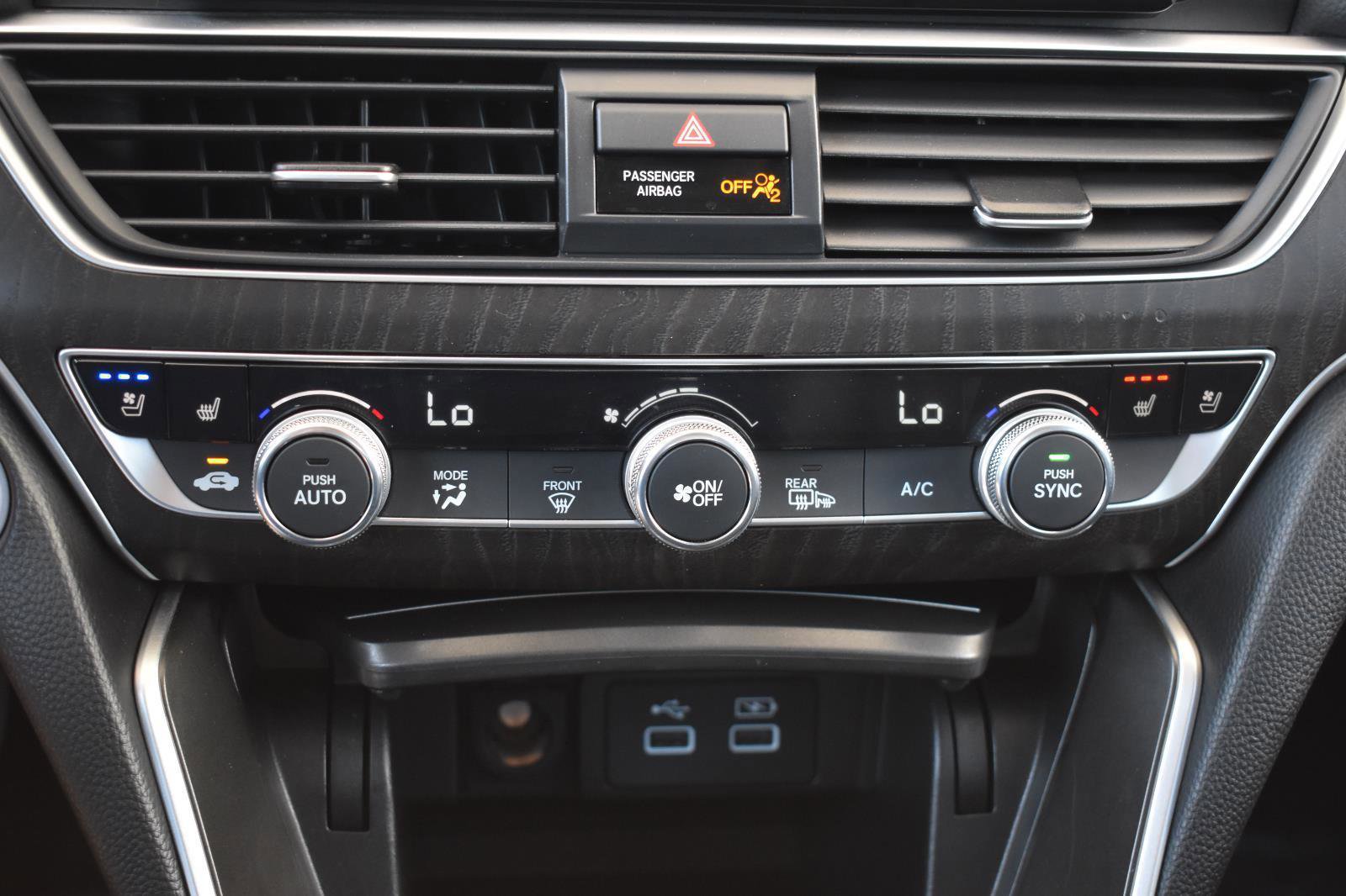 Used 2022 Honda Accord Touring image 9