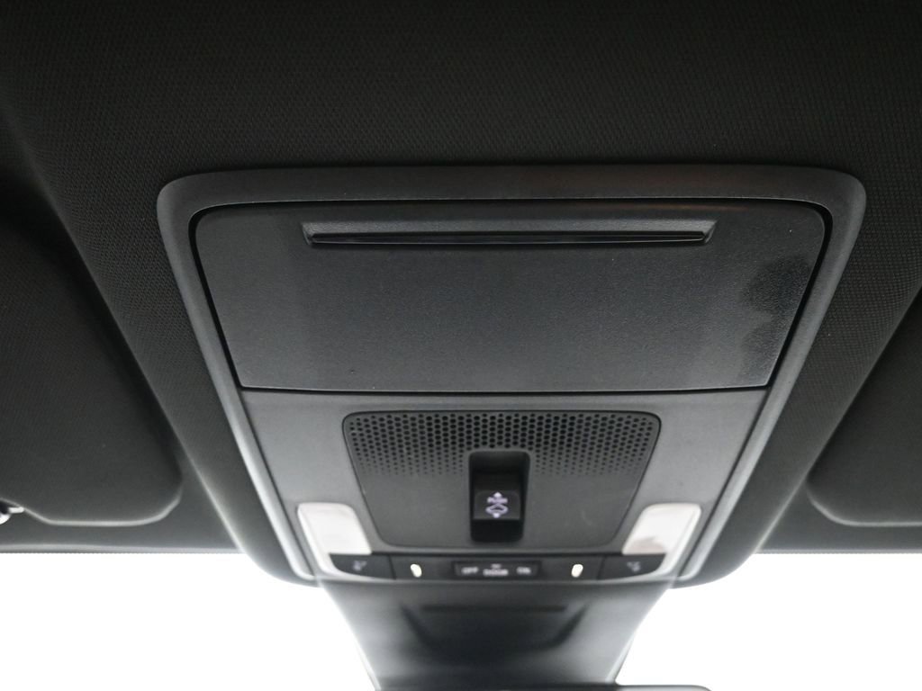 Used 2023 Honda CR-V Sport Touring image 17