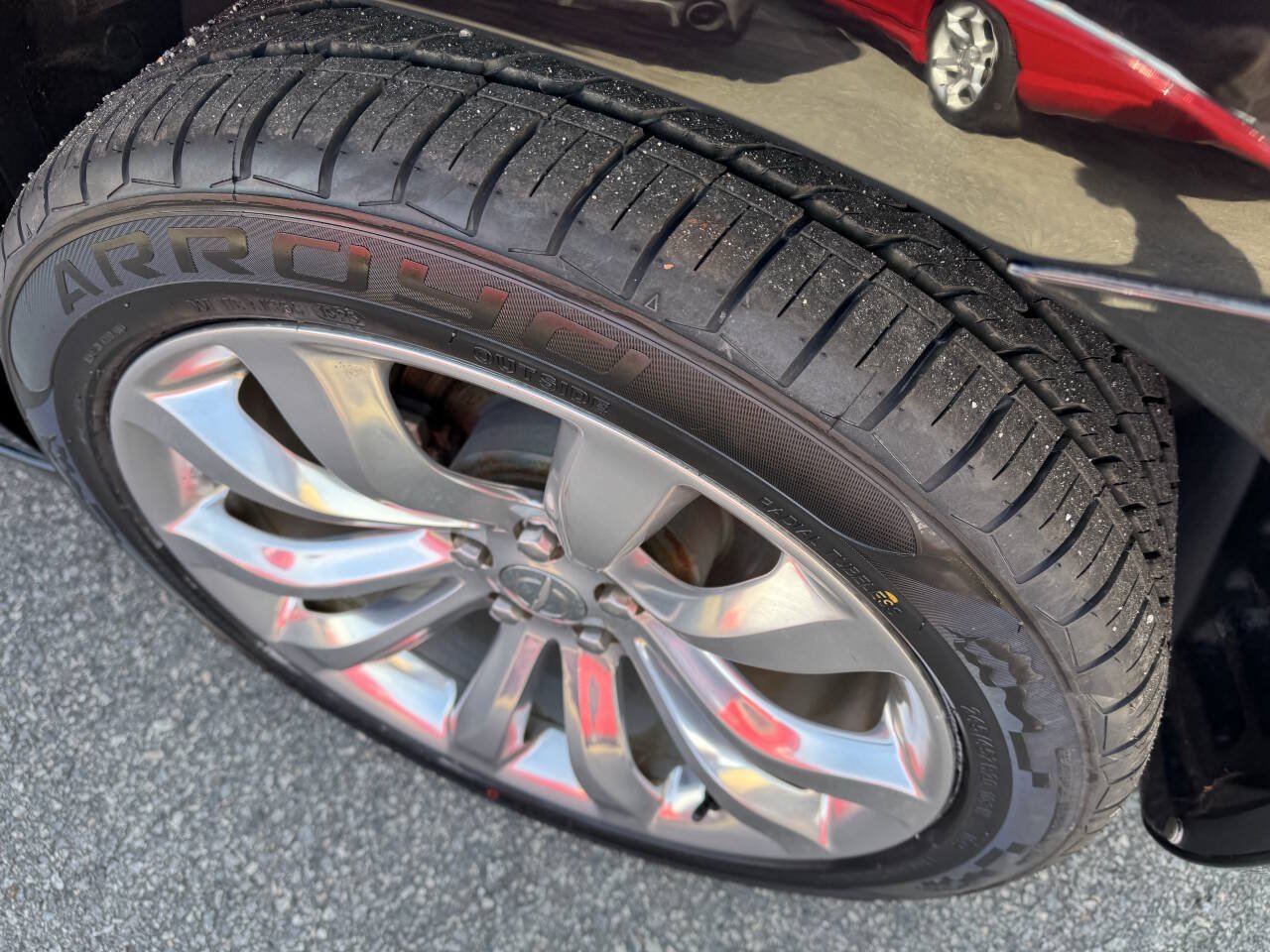 Used 2019 Chrysler 300 Touring w/ Chrome Appearance Package RWD image 16