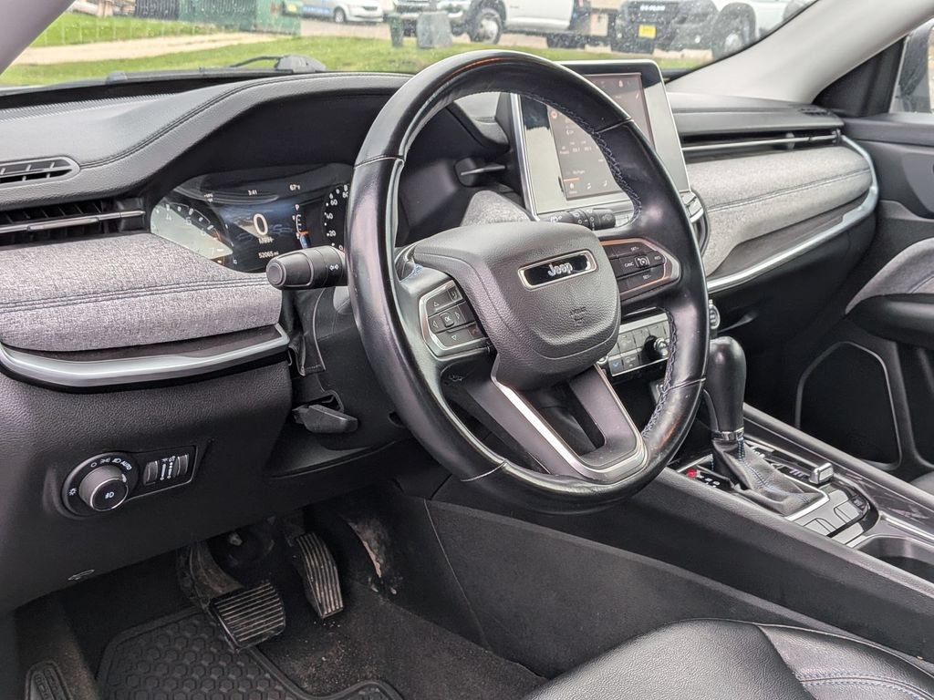 Used 2022 Jeep Compass Latitude w/ Convenience Group AWD/4WD image 9