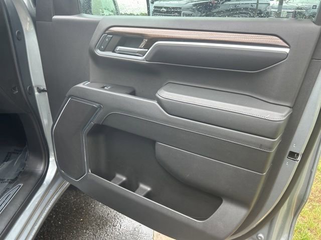 Used 2024 Chevrolet Silverado 1500 LT AWD/4WD image 14
