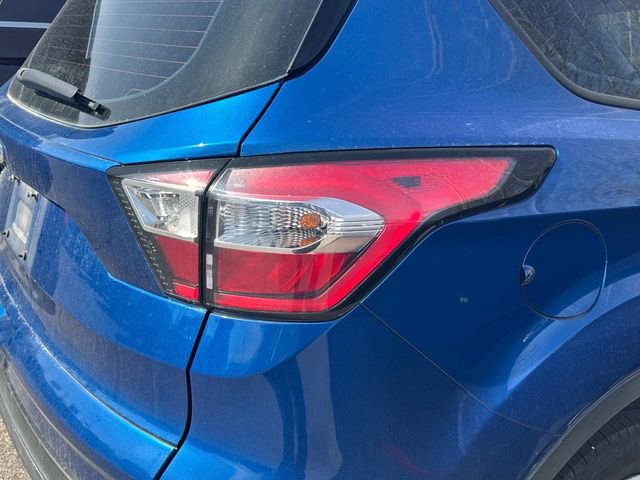 Used 2017 Ford Escape S image 6