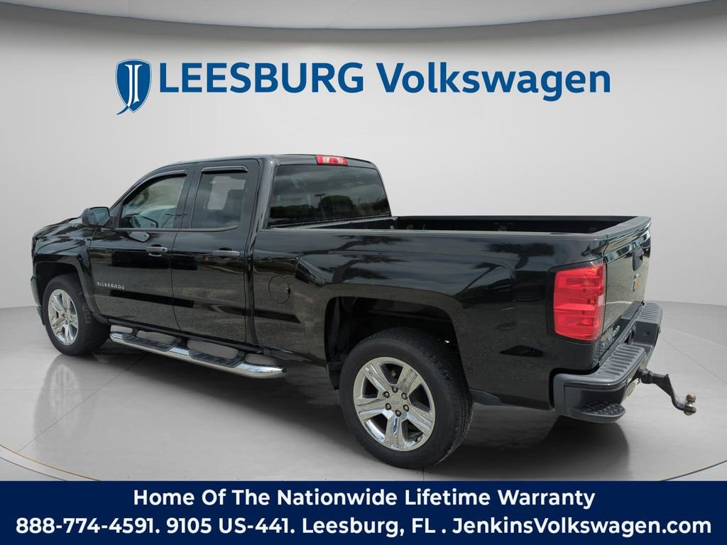Used 2017 Chevrolet Silverado 1500 Custom w/ Custom Convenience Package image 9