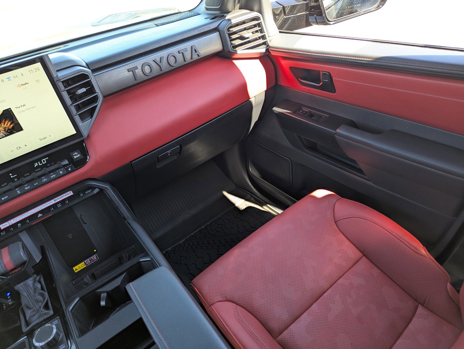Used 2025 Toyota Tundra TRD Pro AWD/4WD image 18