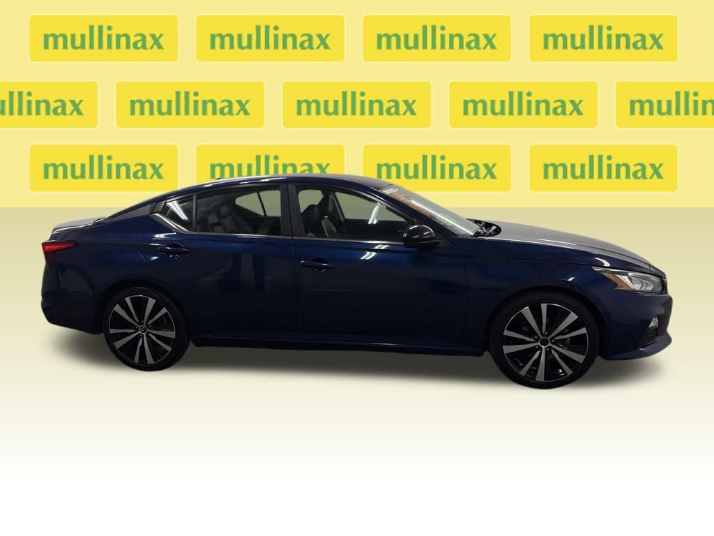 Used 2019 Nissan Altima 2.5 SR video 2