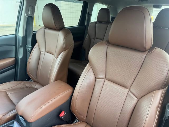 Used 2025 Subaru Ascent Touring AWD/4WD image 17