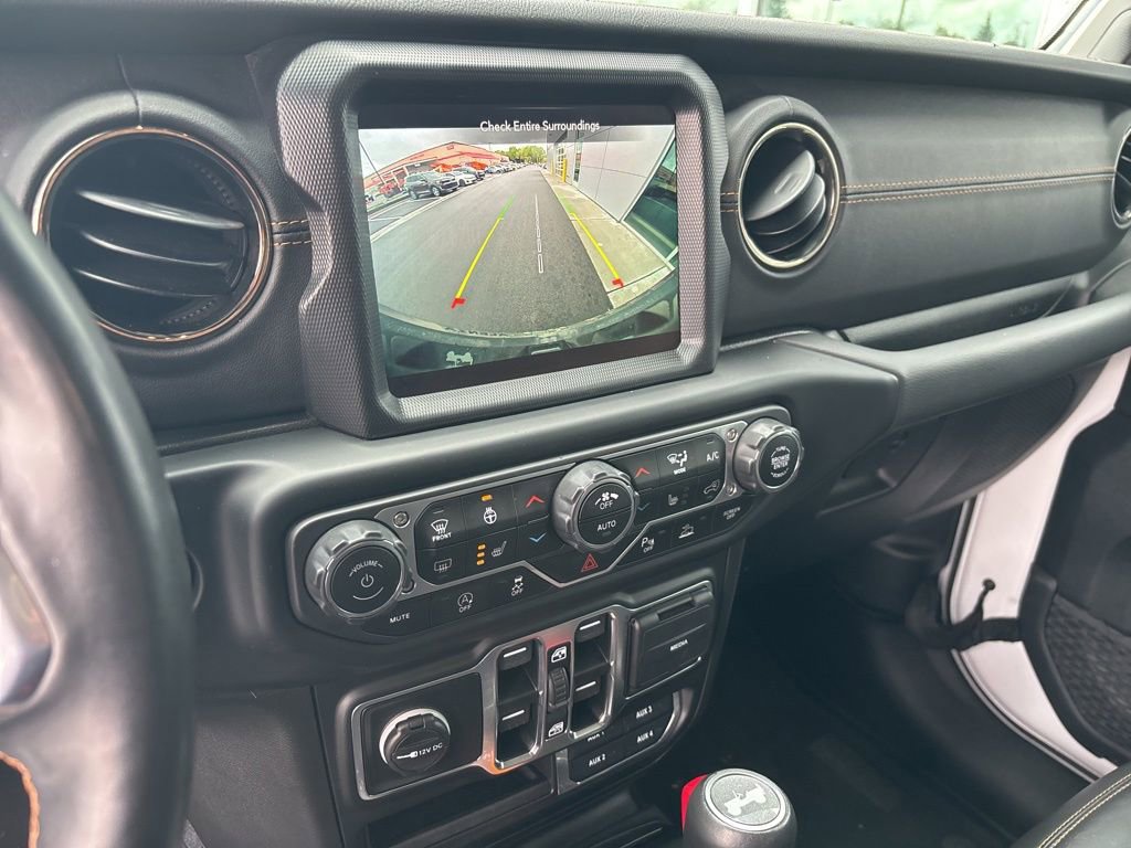 Used 2021 Jeep Wrangler Unlimited Sahara image 9