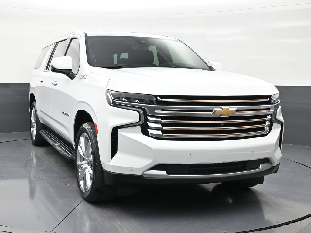Used 2024 Chevrolet Suburban High Country w/ Advanced Technology Package RWD image 7
