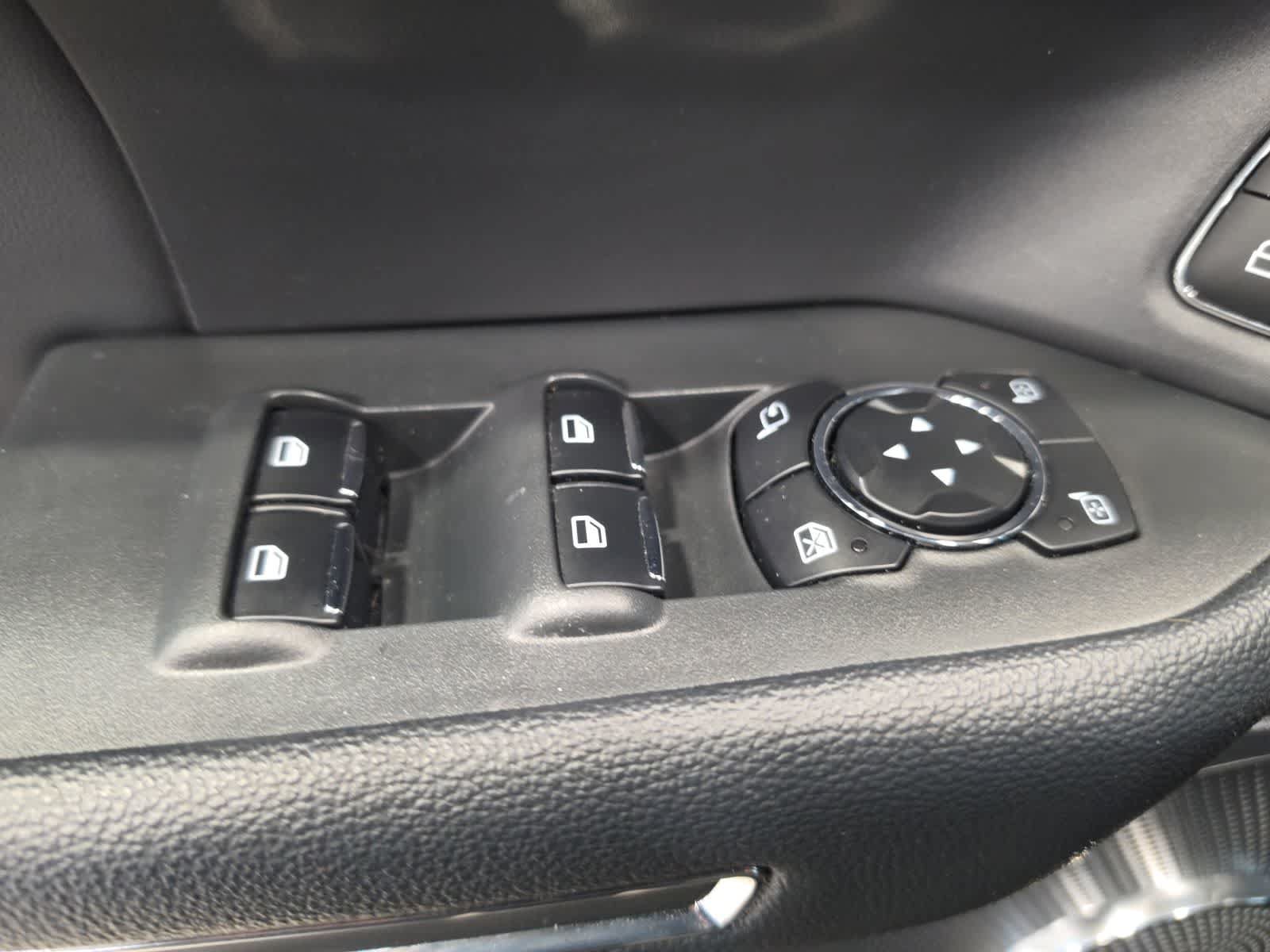 Used 2024 Ford Expedition XLT AWD/4WD image 17