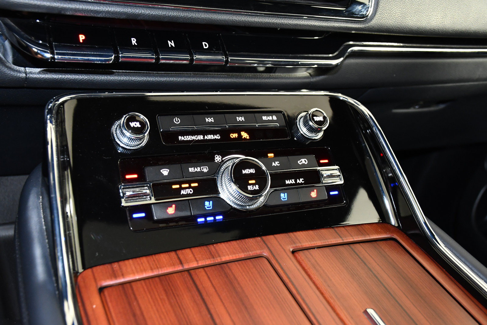 Used 2023 Lincoln Navigator L Reserve AWD/4WD image 33