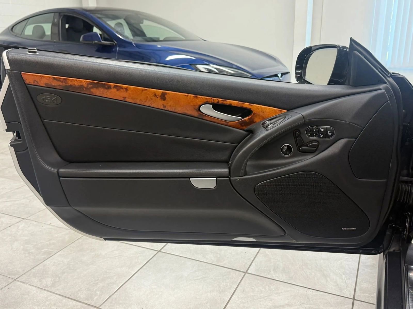 Used 2009 Mercedes-Benz SL 550 image 21