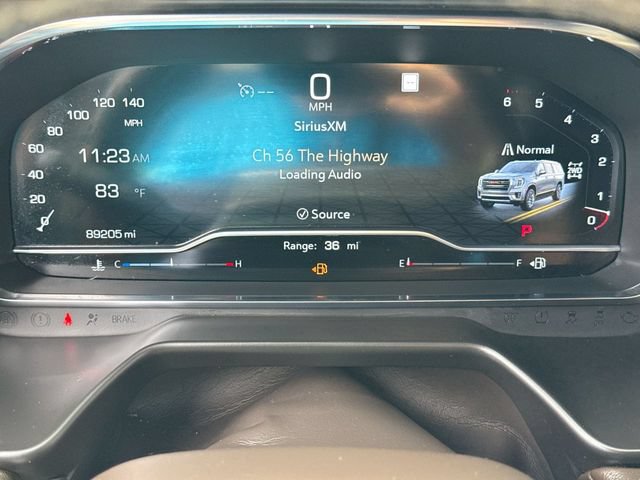 Used 2022 GMC Yukon SLT w/ SLT Luxury Package AWD/4WD image 15