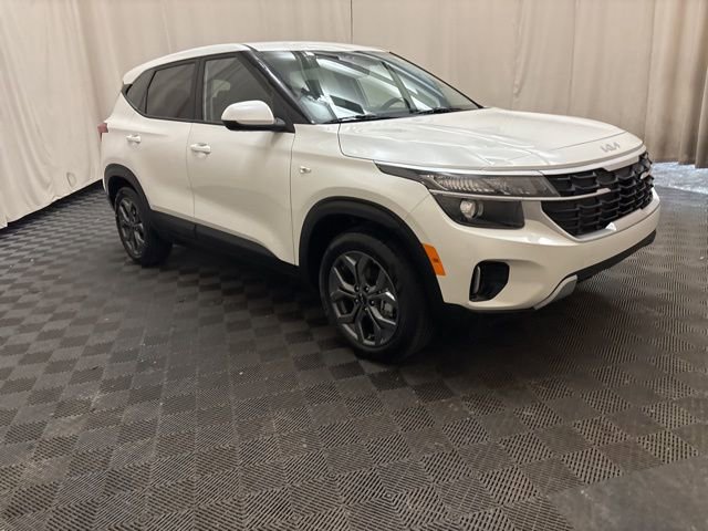 Certified 2026 Kia Seltos LX image 3