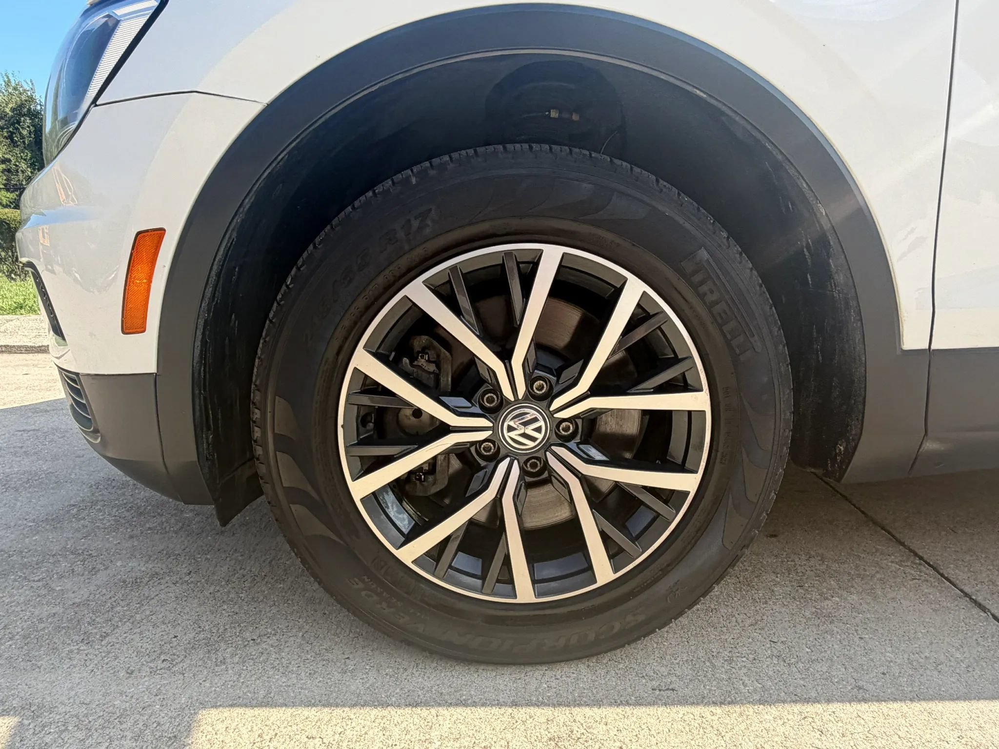 Used 2019 Volkswagen Tiguan SE FWD image 41