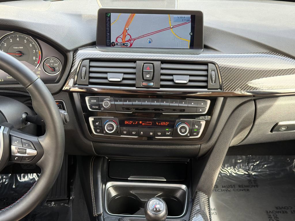 Used 2015 BMW M3 image 18