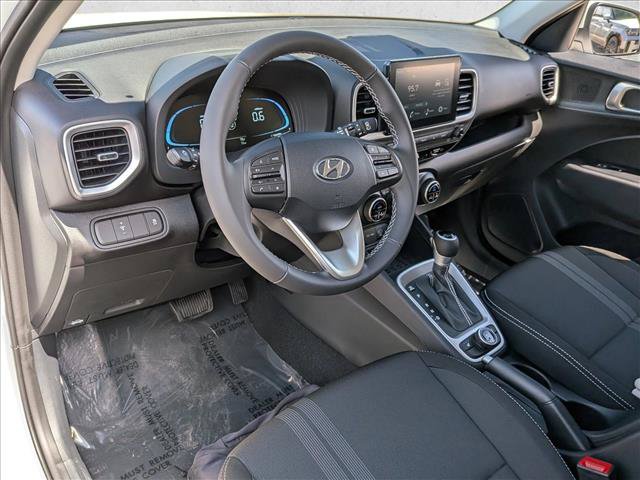 New 2026 Hyundai Venue SEL FWD image 3