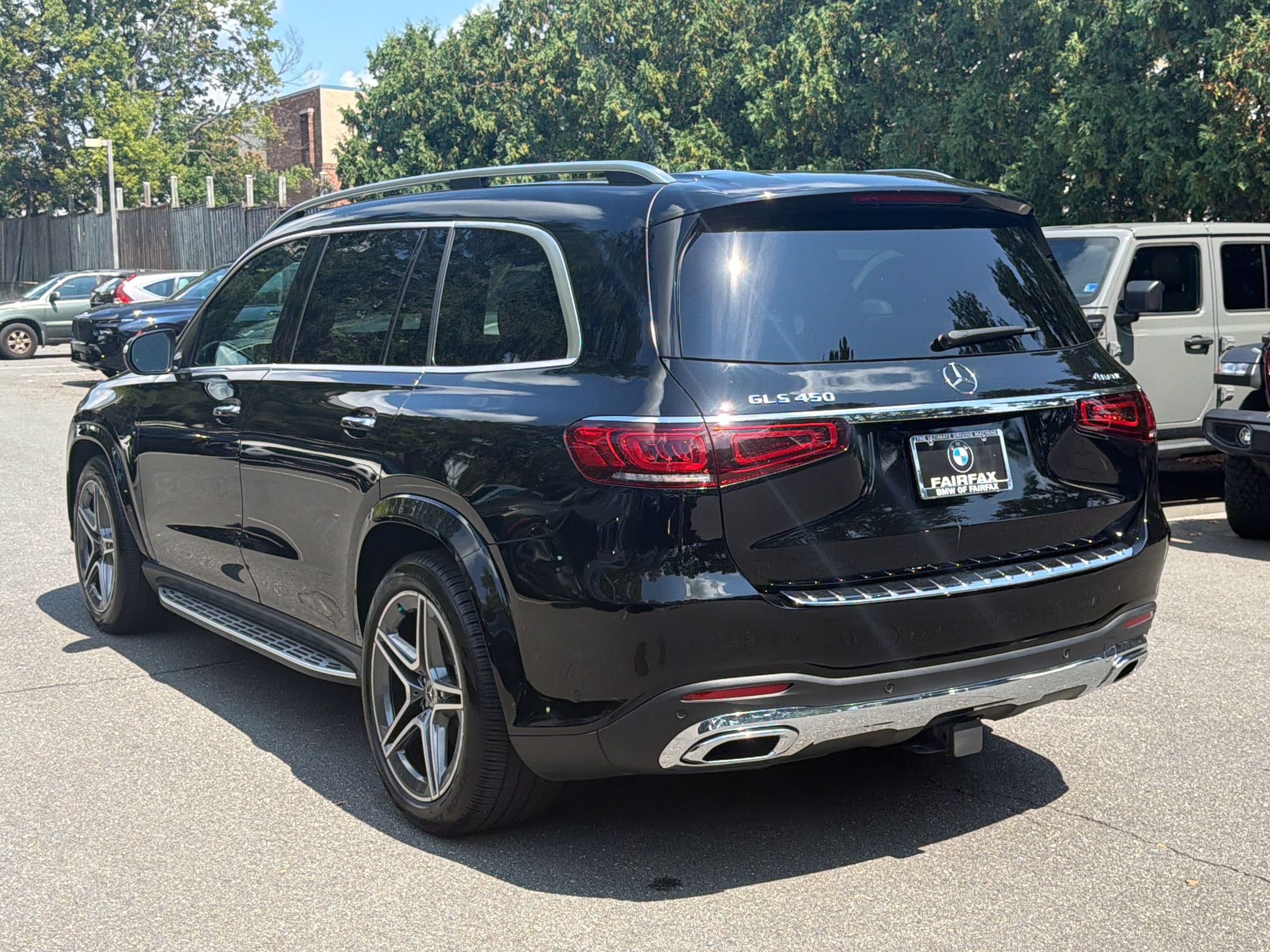 Used 2023 Mercedes-Benz GLS 450 4MATIC image 3