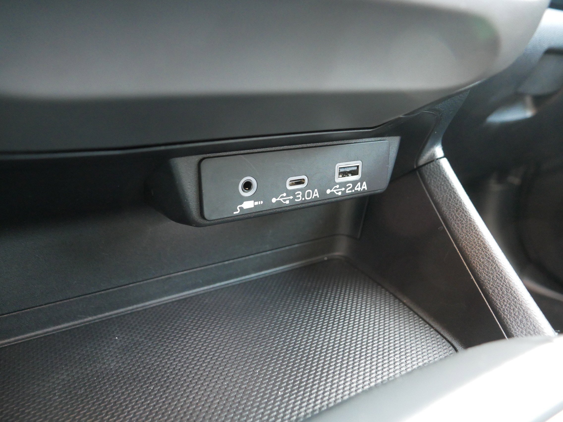 Certified 2024 Subaru Crosstrek 2.0i Premium image 33