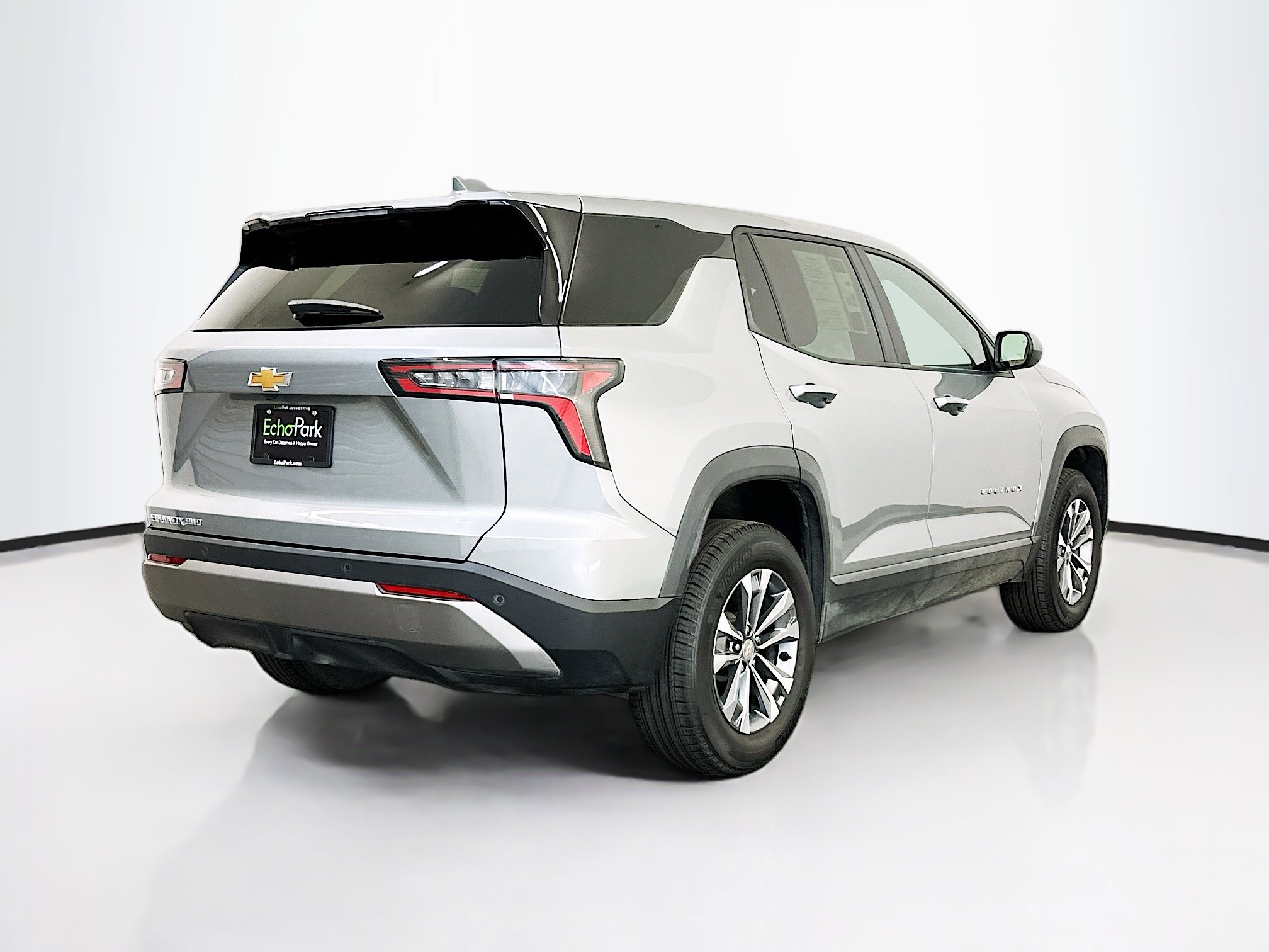 Used 2025 Chevrolet Equinox LT image 9