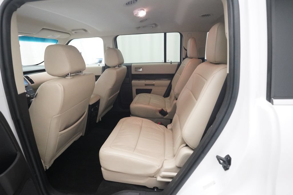 Used 2016 Ford Flex SEL w/ Equipment Group 202A AWD/4WD image 15