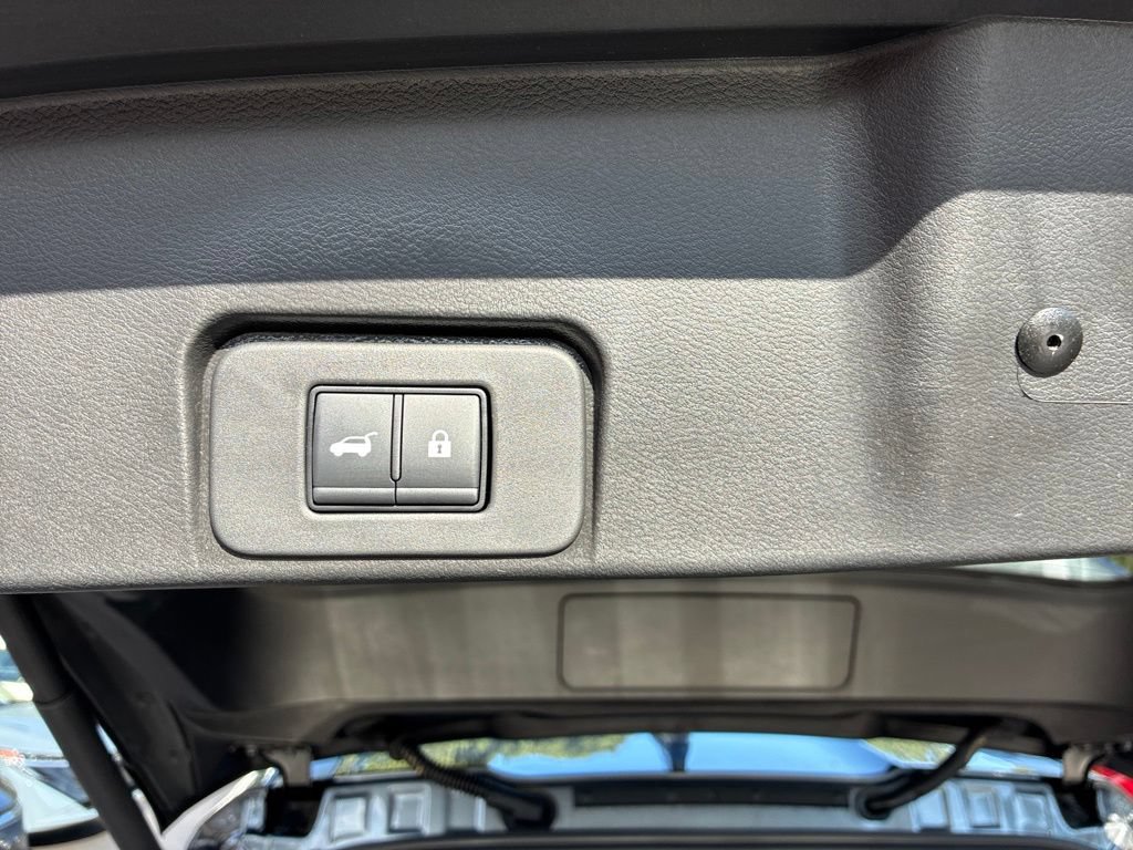 Certified 2023 Nissan Rogue SV w/ SV Premium B Package AWD/4WD image 14