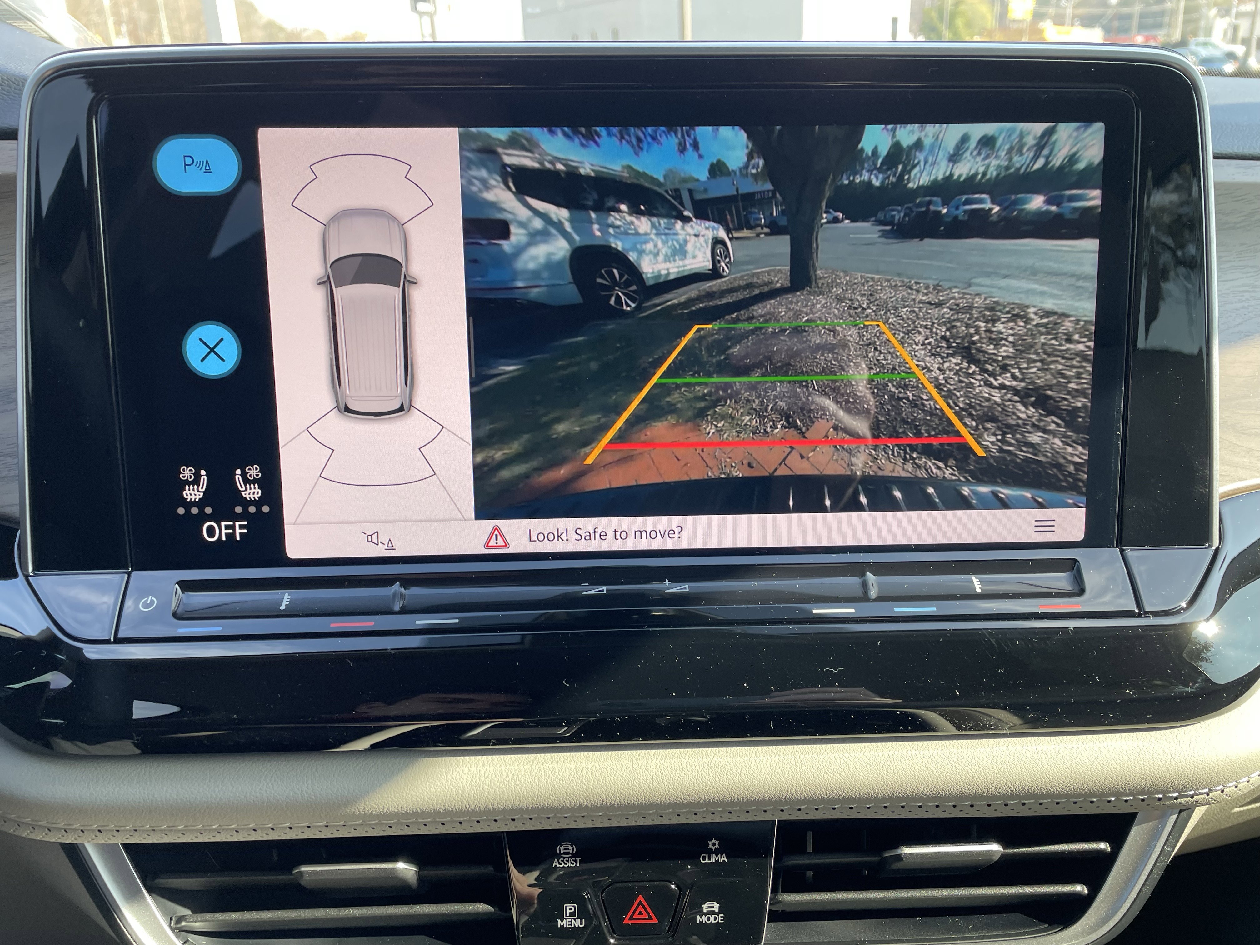 New 2026 Volkswagen Atlas SE image 19