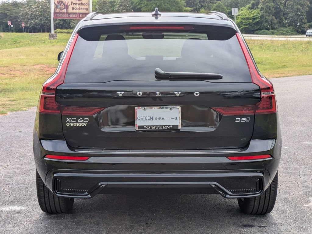 New 2026 Volvo XC60 B5 Core w/ Protection Package Premier AWD/4WD image 5