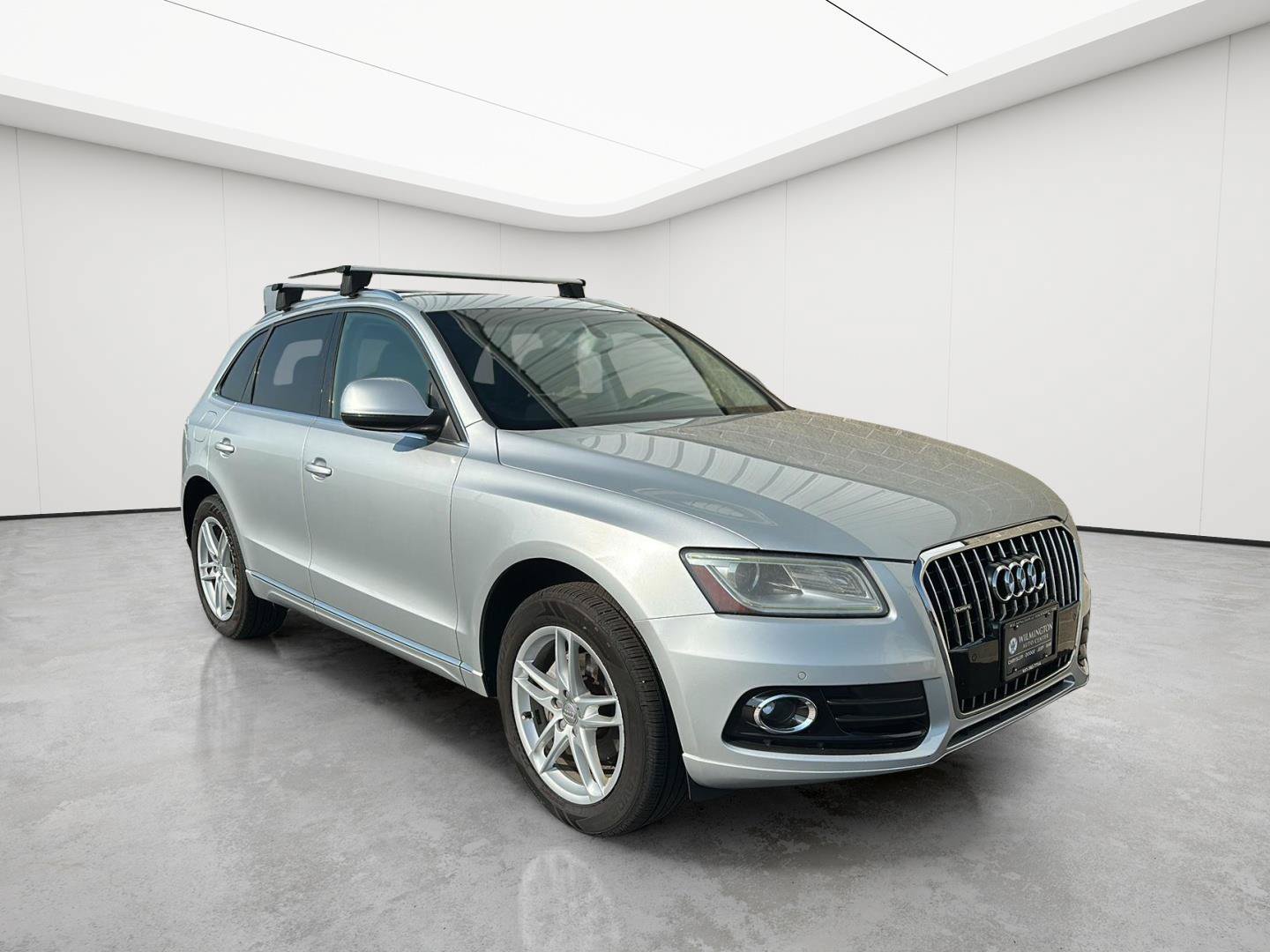 Used 2013 Audi Q5 2.0T Premium Plus w/ Premium Plus Pkg AWD/4WD image 2